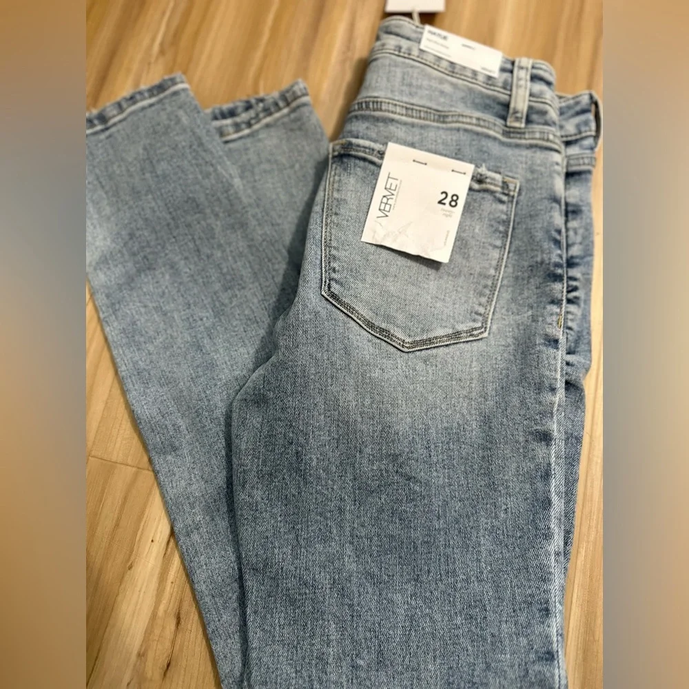 NEW High Rise Skinny Jeans🦋 - Picture 4 of 6